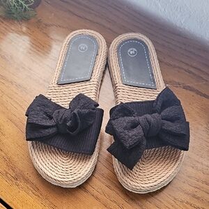 Black Bow Women's Sandals BNWT Beach Summer Chic Danty Cute Girly Prep